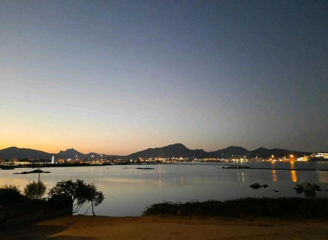 Magic Dalu Con Posto Auto Apartman Olbia Kültér fotó